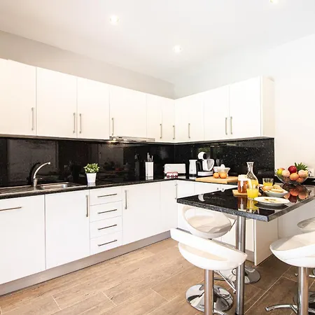 Redonda Βίλα Λουλέ