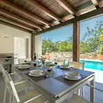 Redonda By Algarve Holidays فيلة لول